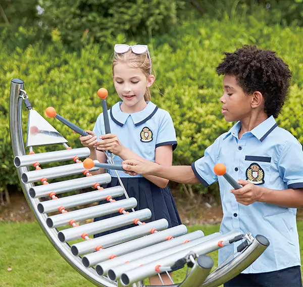 আউটডোর খেলার মাঠ